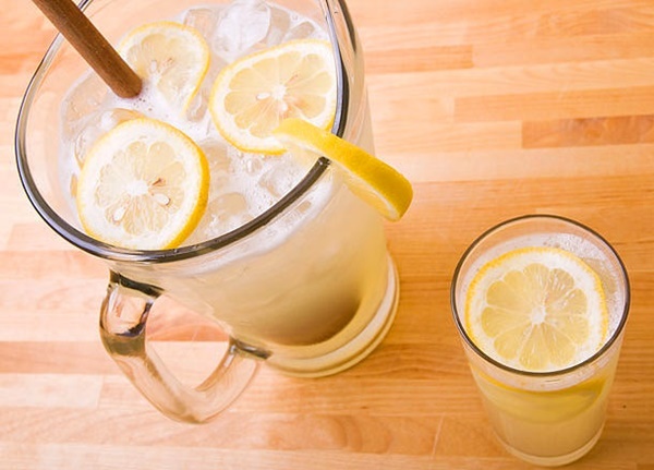 Свежи лимонови напитки за здраве и добро настроение