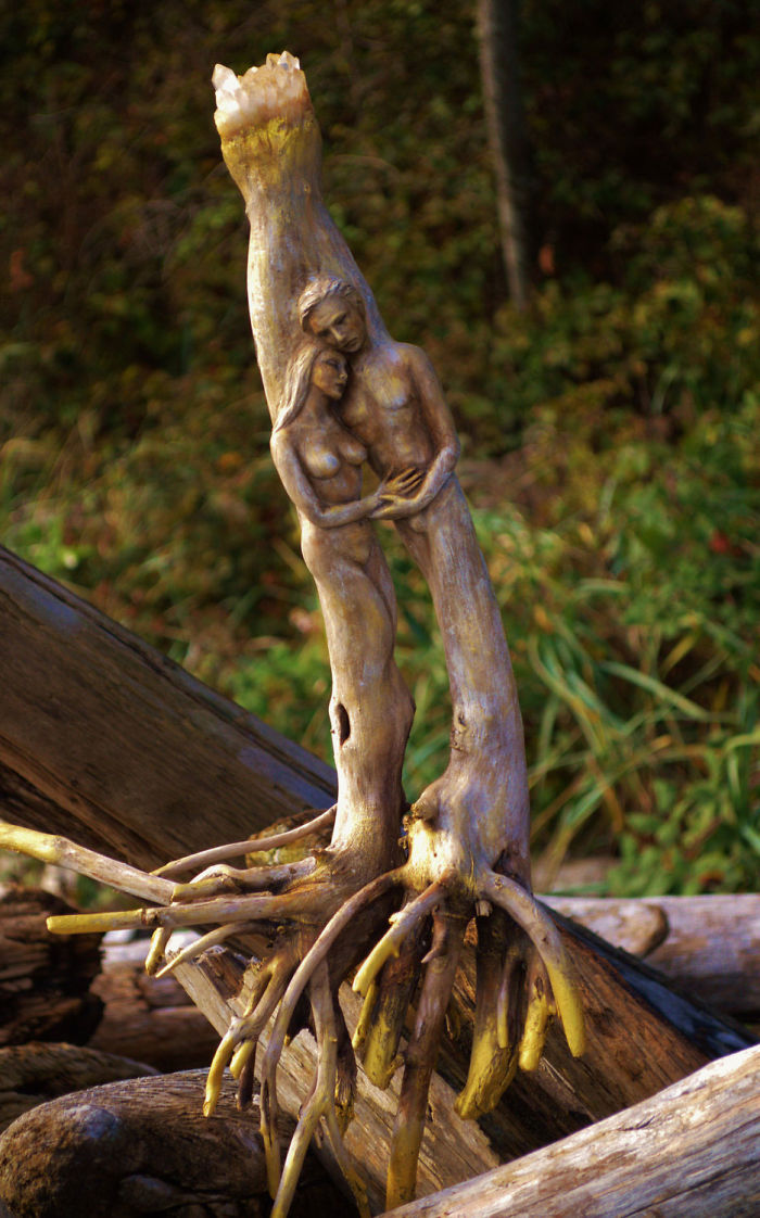 Зашеметяващи скулптури от корени на дървета
