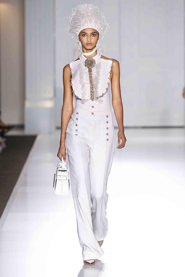Класа, елегантност и женственост от Ralph & Russo за есен-зима 2017/2018 г.