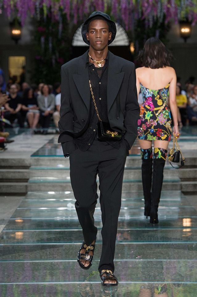 Versace: мъжка мода за пролет-лято 2019
