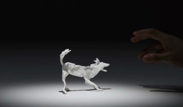 Как оживяват животни, направени от салфетки (видео)