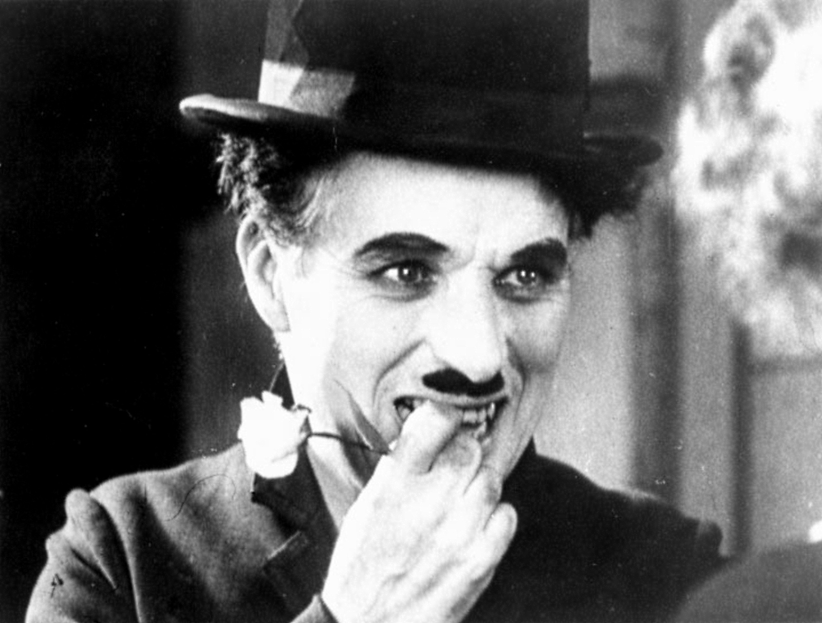 Чарли Чаплин: Когато започнах да обичам себе си