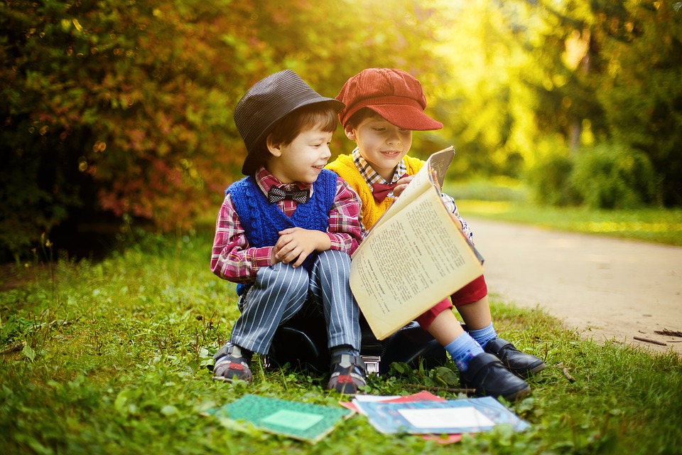 20 начина да насърчим детето да чете