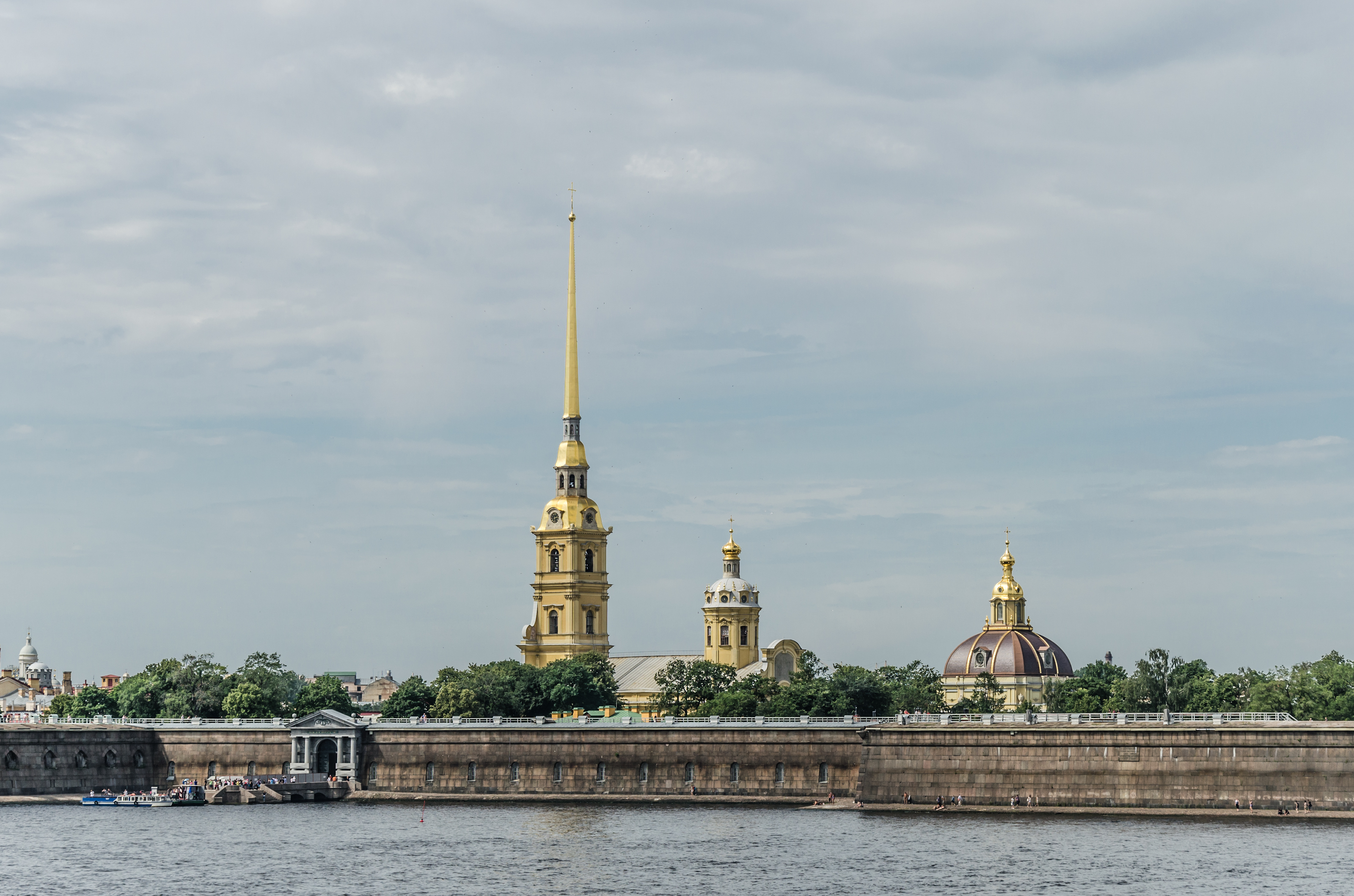 Санкт Петербург и Белите нощи