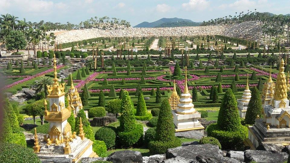 Нонг Нуч - невероятната тропическа ботаническа градина в Патая, Тайланд