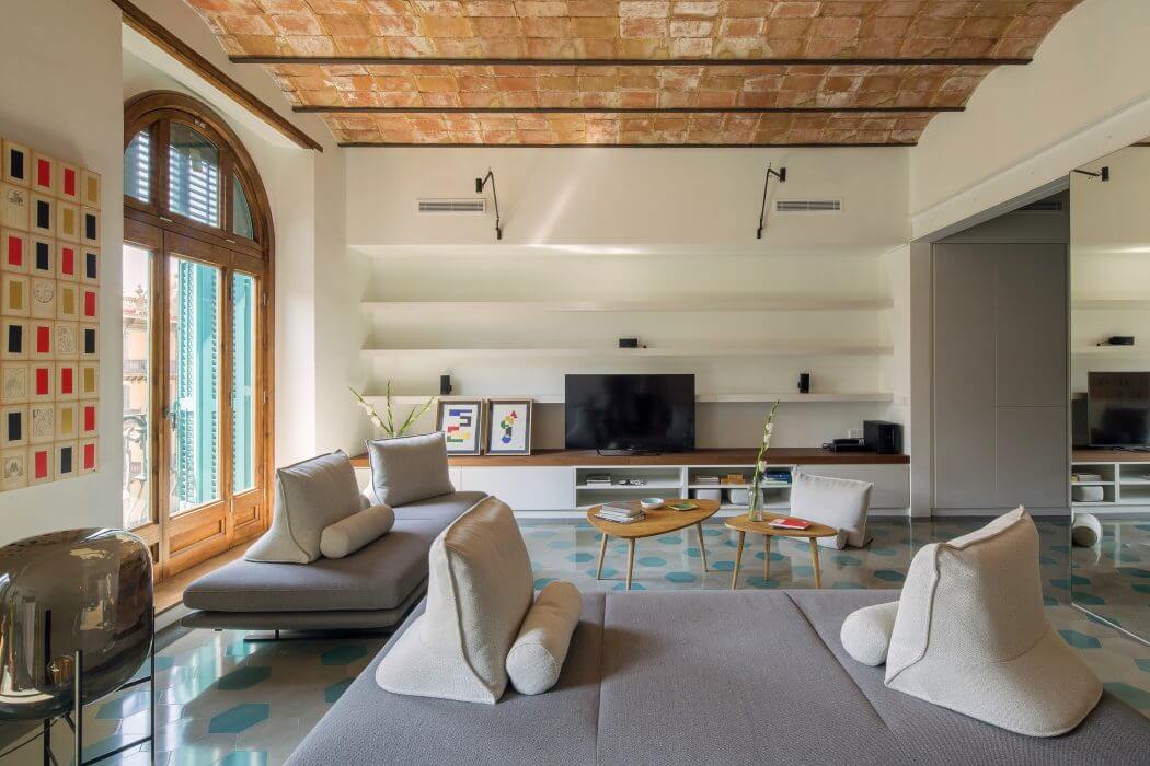Съвременен апартамент в Барселона