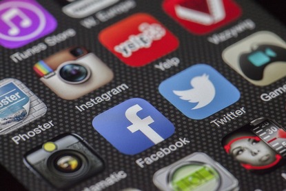 Промениха ли ни социалните медии?