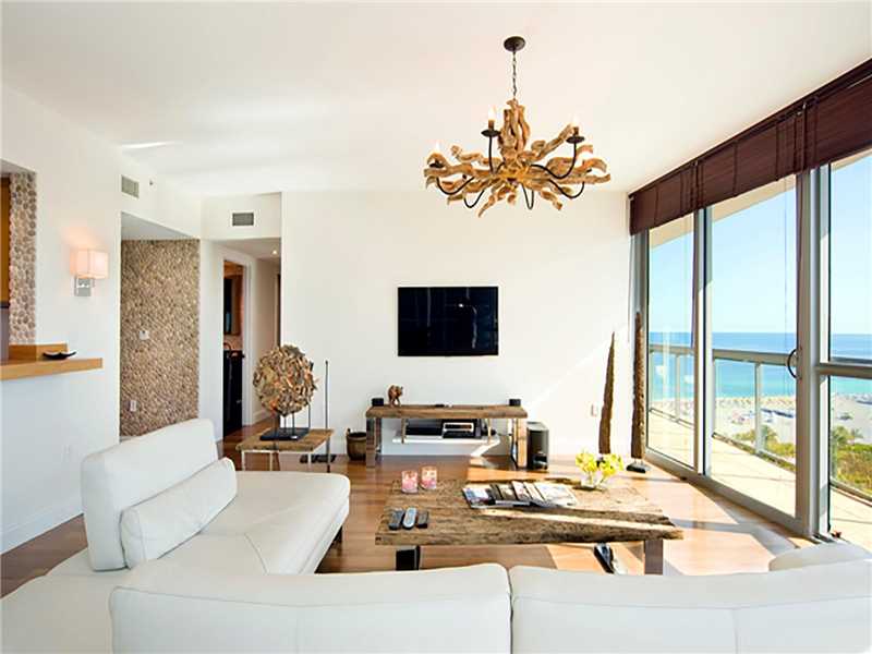 Модерен апартамент с естествени елементи в Маями Бийч