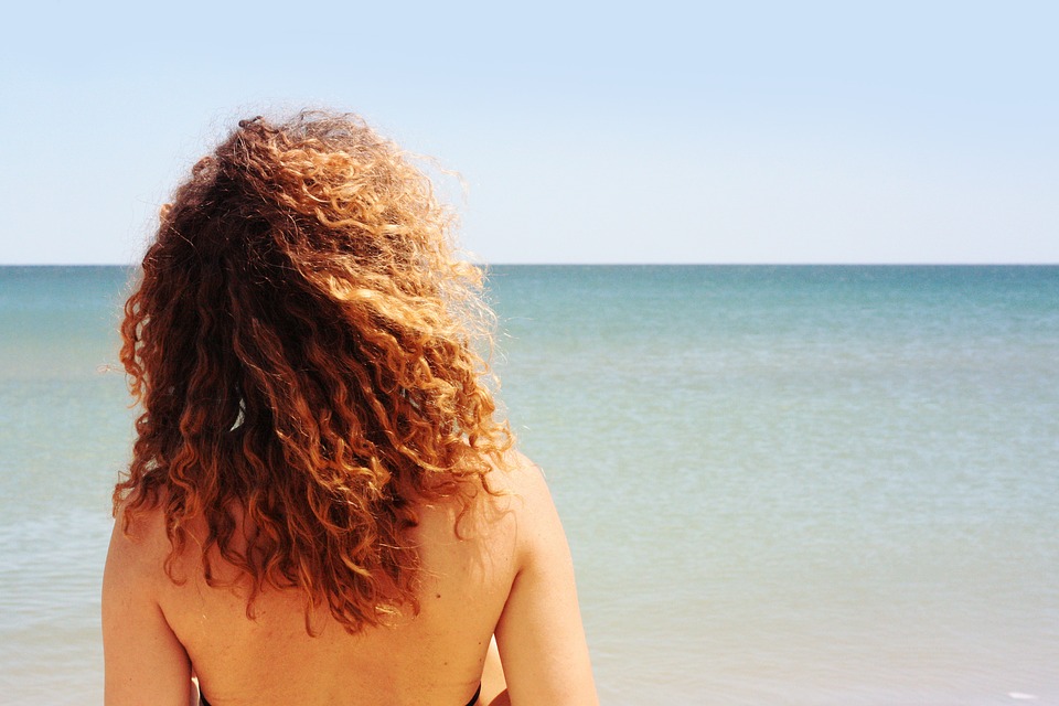 Морето като коафьор или как да се грижим за косата си на плажа