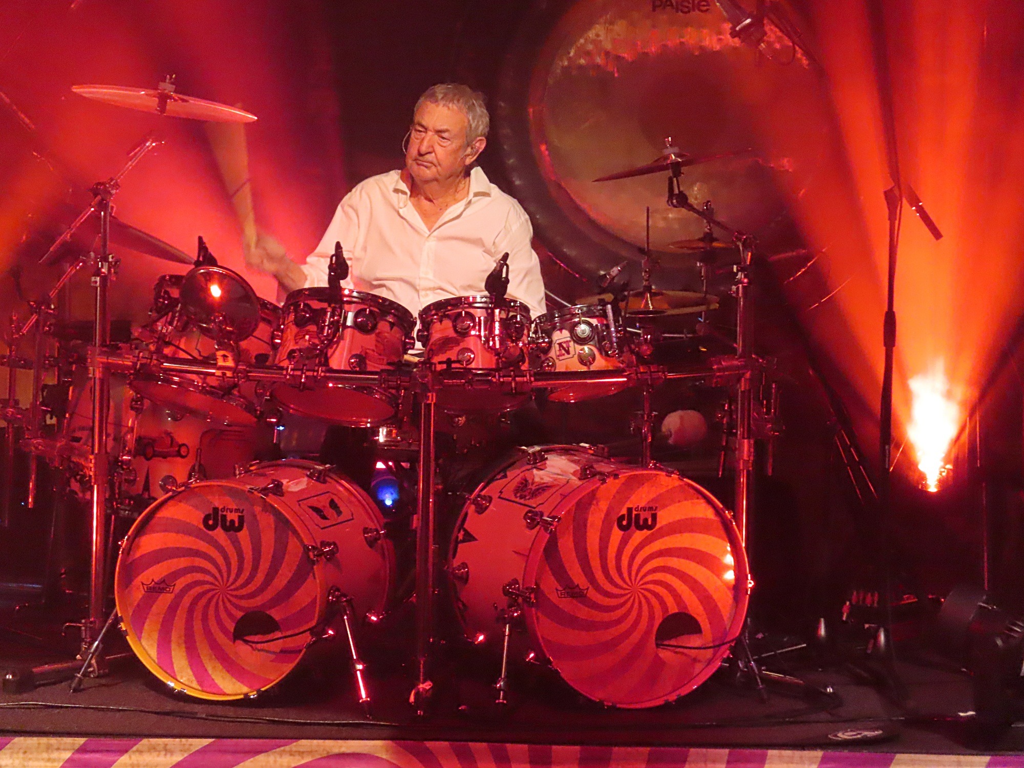 Барабанистът на Pink Floyd идва в София догодина