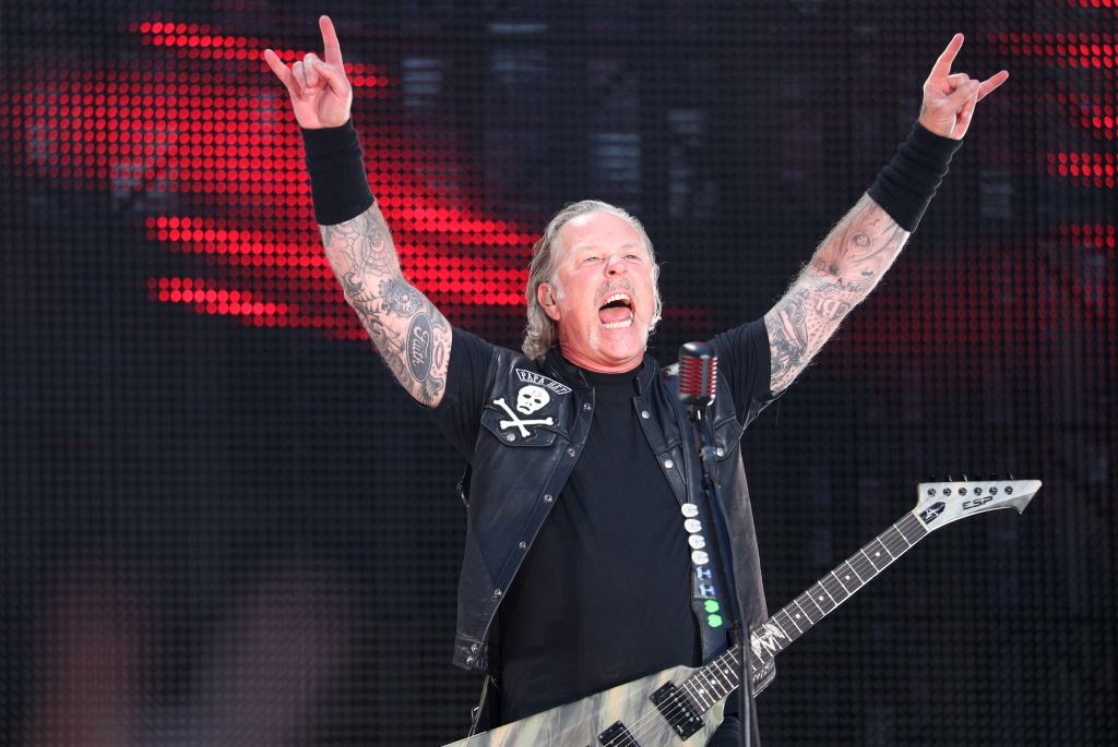 Metallica празнуват 30 години от легендарния „черен“албум