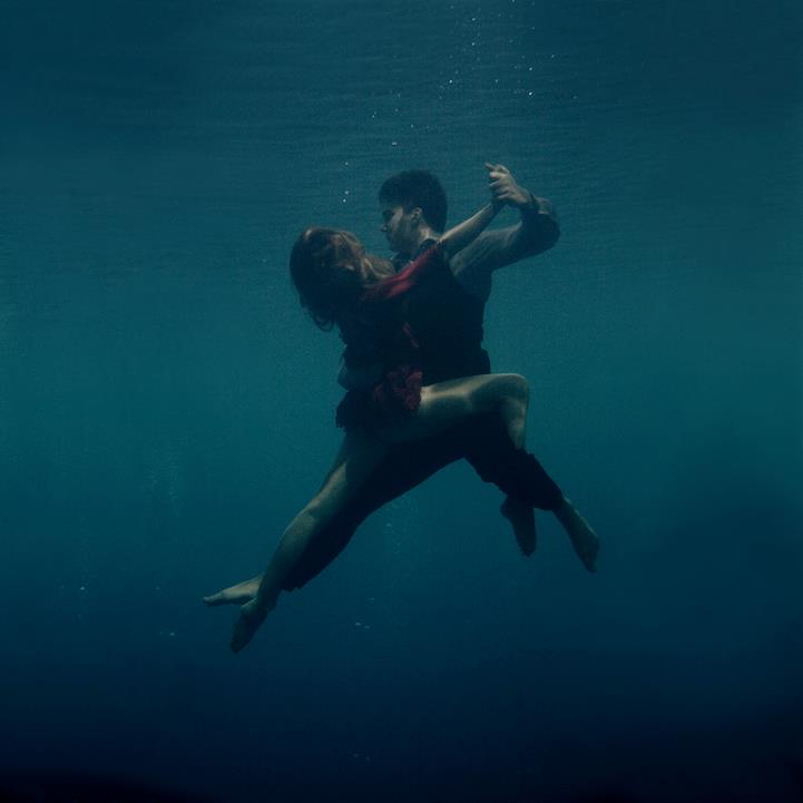 Подводна любов