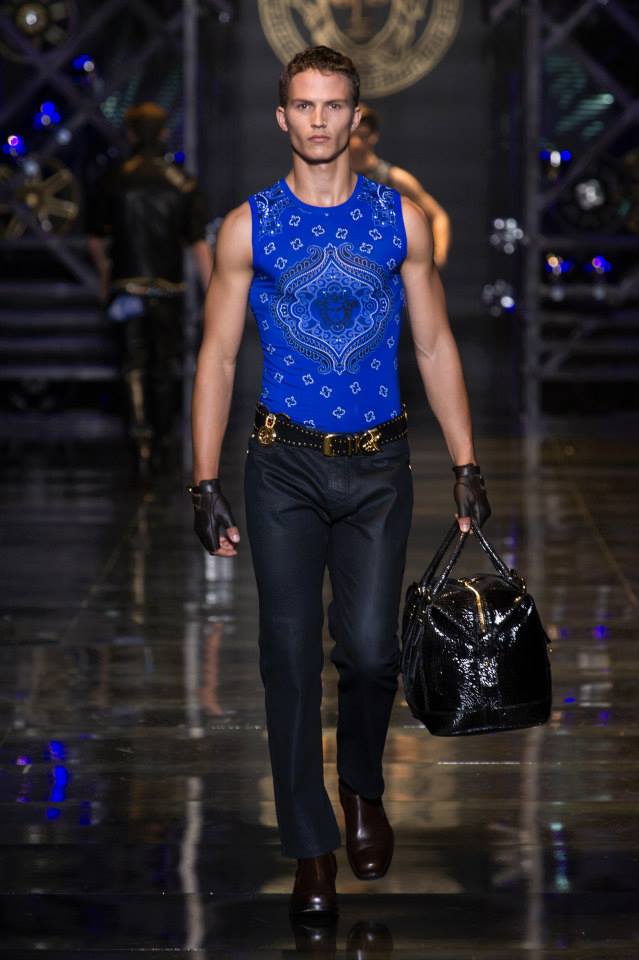 Модерен каубой от Versace