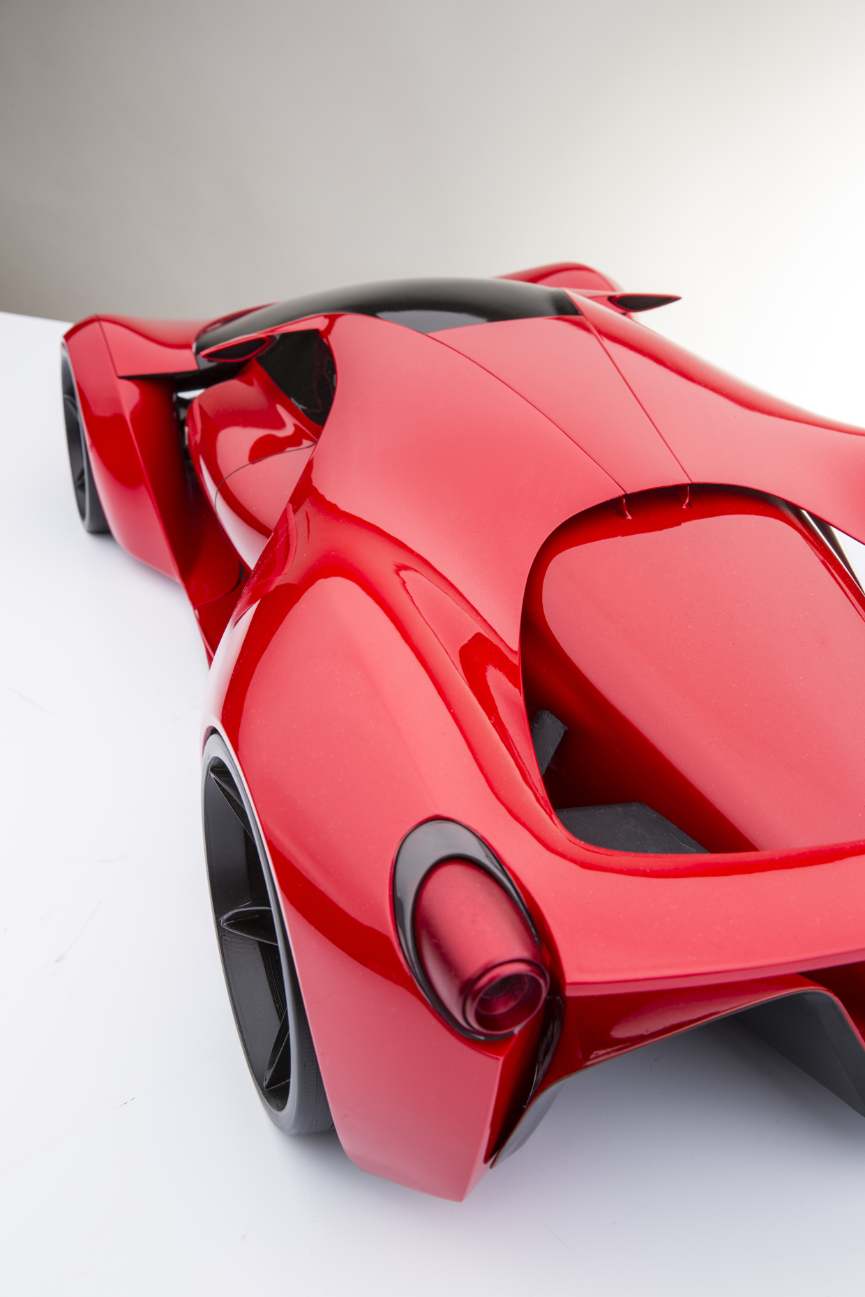 Бижуто F80 на Ferrari
