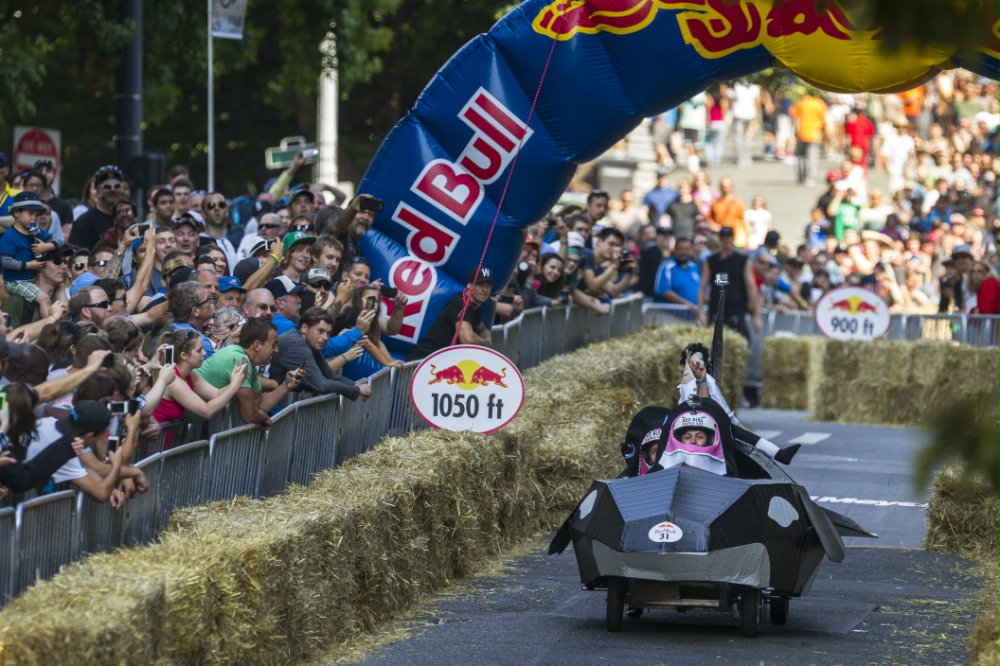 Red Bull Soapbox - състезание за силни усещания