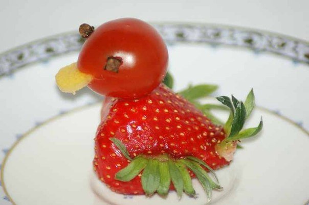 Сладки животни, направени от плодове и зеленчуци