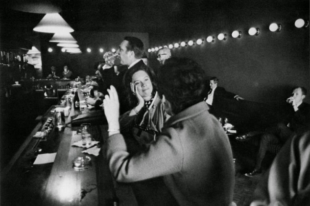 Мацки по улиците, кафенетата и баровете на Ню Йорк през 60-те и 70-те
