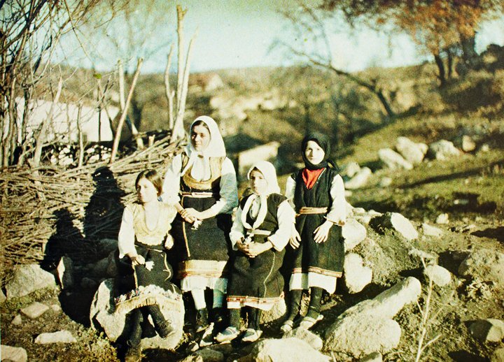 Балканите в началото на XX век в уникални цветни снимки