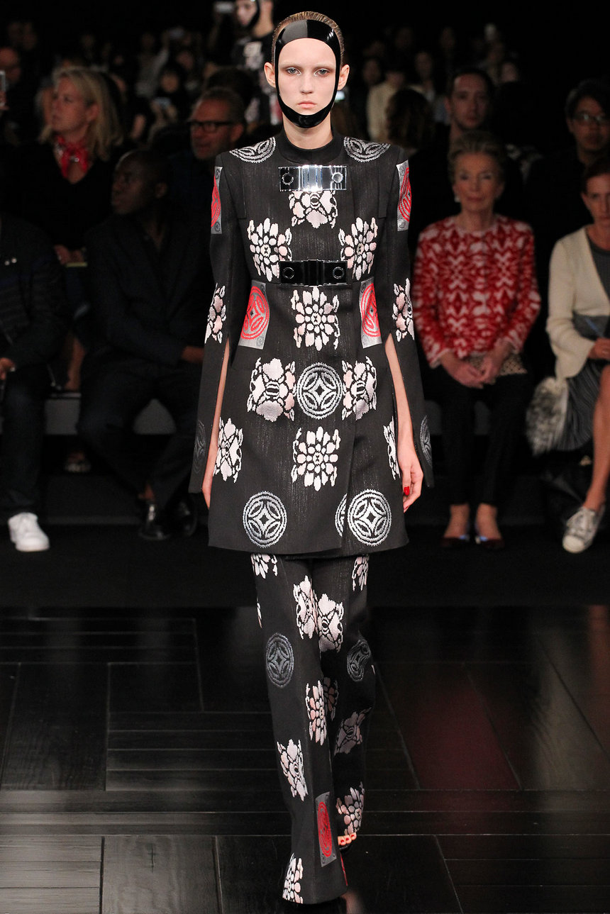 Alexander McQueen - усещане за Изток