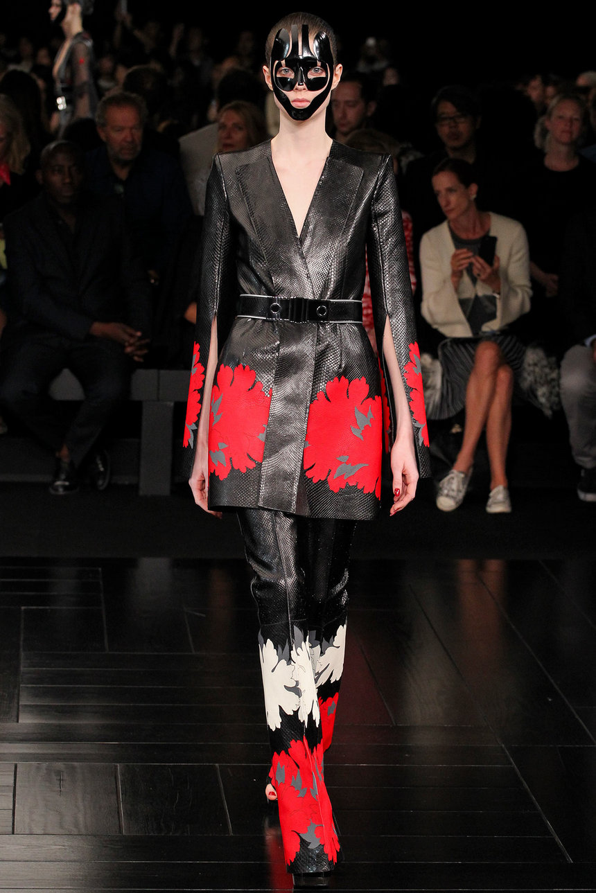 Alexander McQueen - усещане за Изток