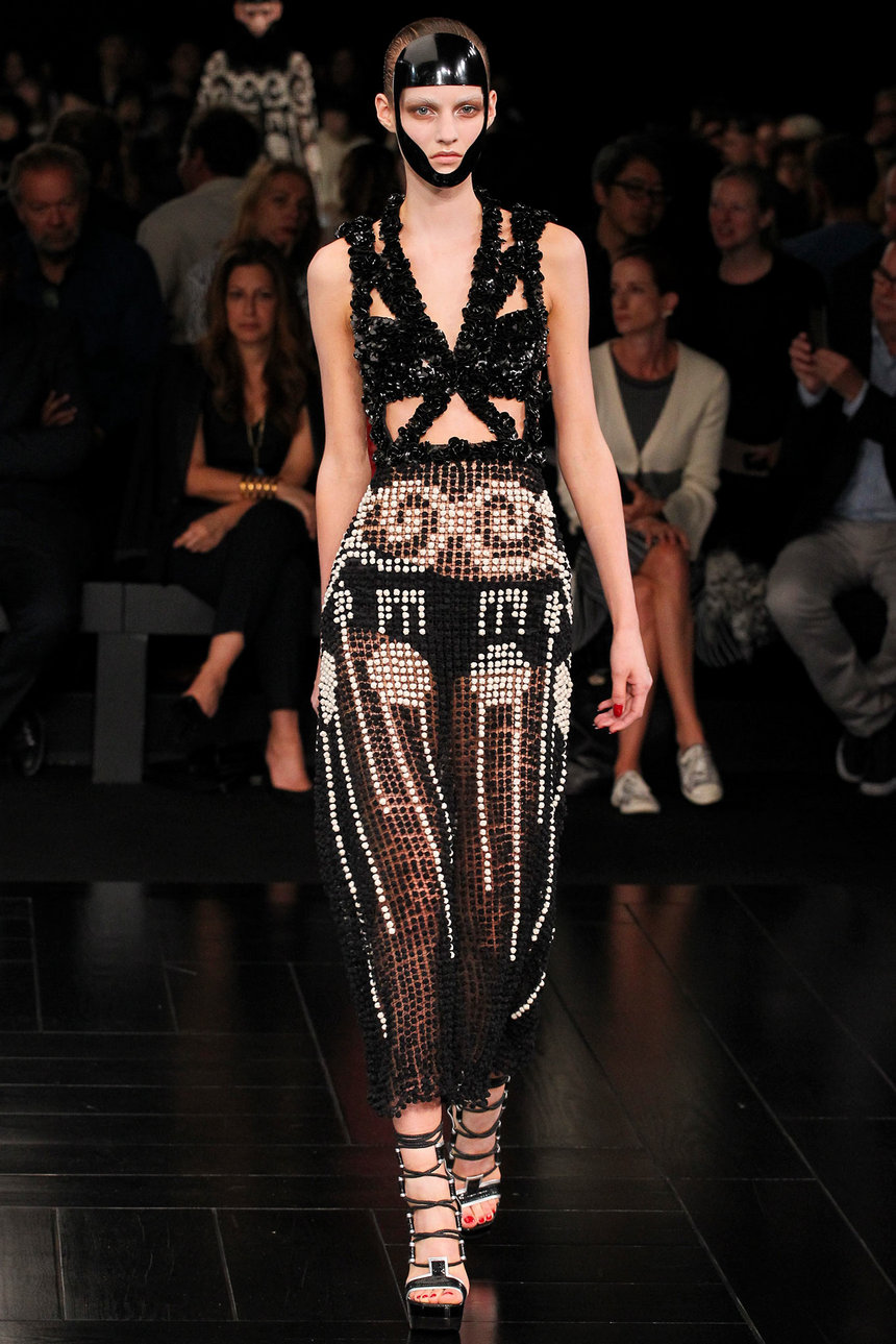 Alexander McQueen - усещане за Изток
