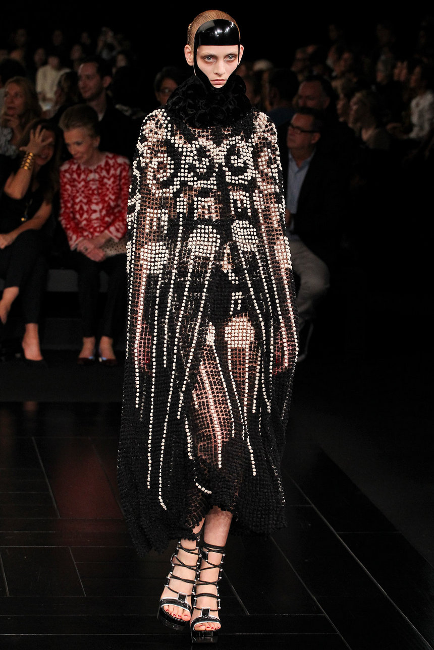 Alexander McQueen - усещане за Изток