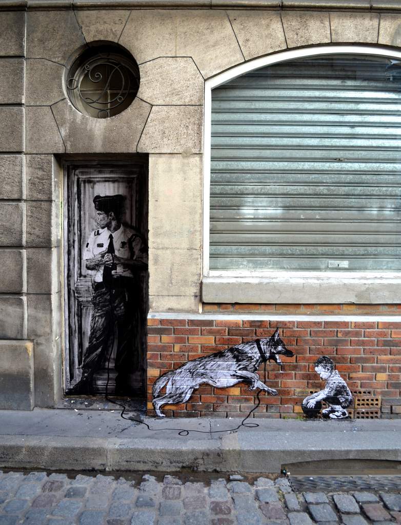 Хумористични рисунки по улиците на Париж