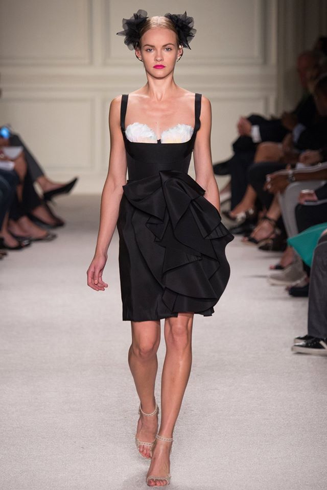 Класическа елегантност от Marchesa
