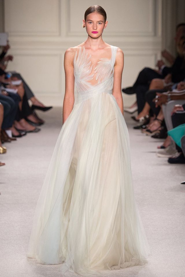 Класическа елегантност от Marchesa