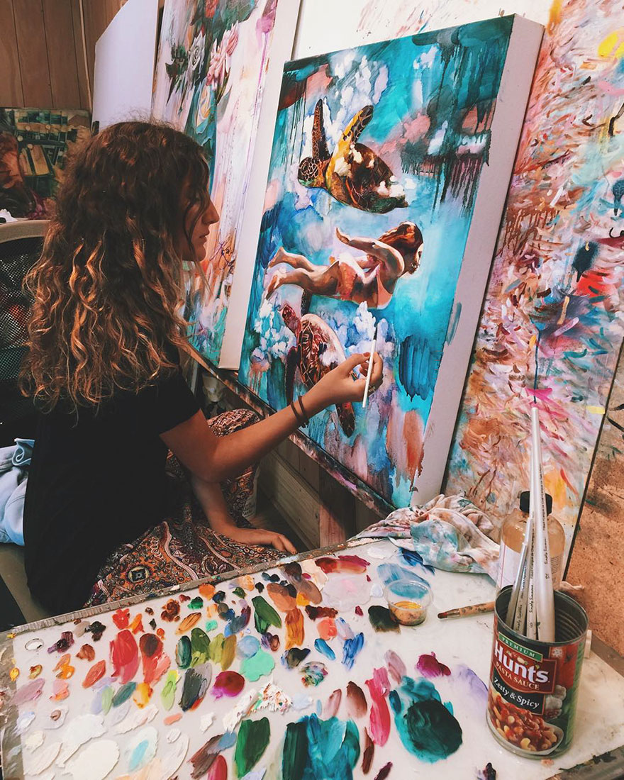 16-годишна художничка превръща сънищата си в дивни картини