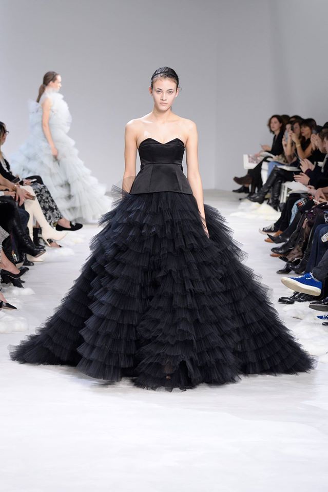 Висша мода от Giambattista Valli за пролет-лято 2016-а