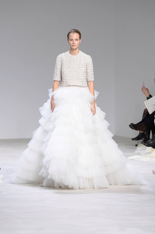 Висша мода от Giambattista Valli за пролет-лято 2016-а