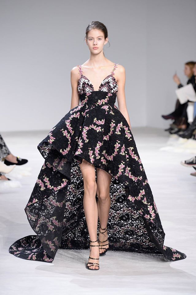 Висша мода от Giambattista Valli за пролет-лято 2016-а