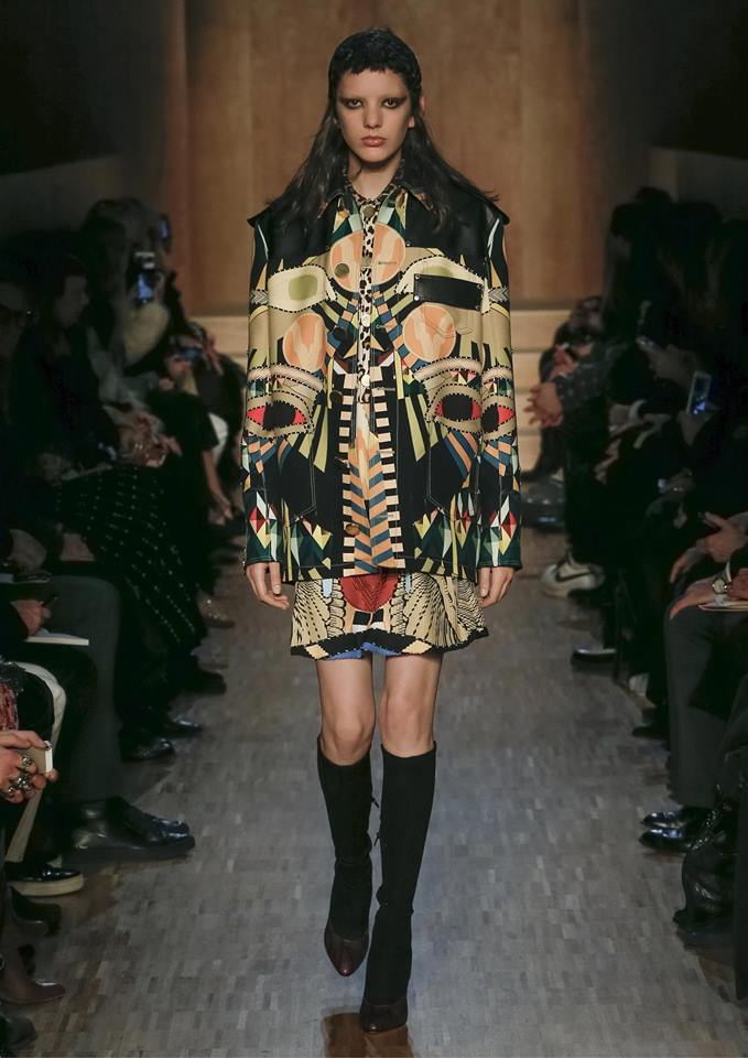 Висша мода от Givenchy за есен-зима 2016-а