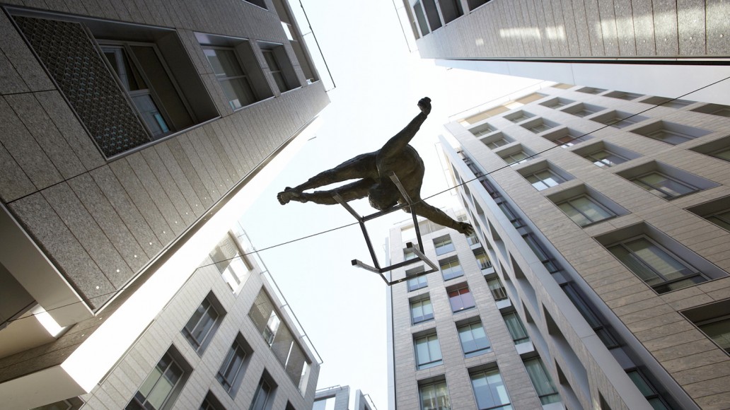 Феноменални скулптури, които балансират във въздуха