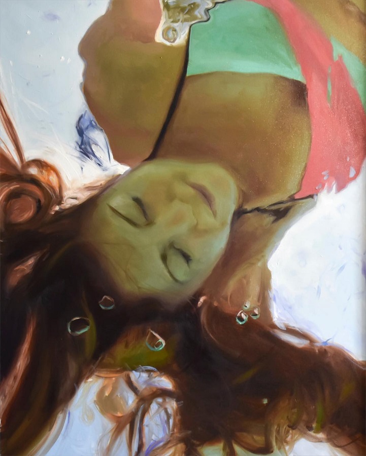 Рисунки на жени, блаженно потопени под вода