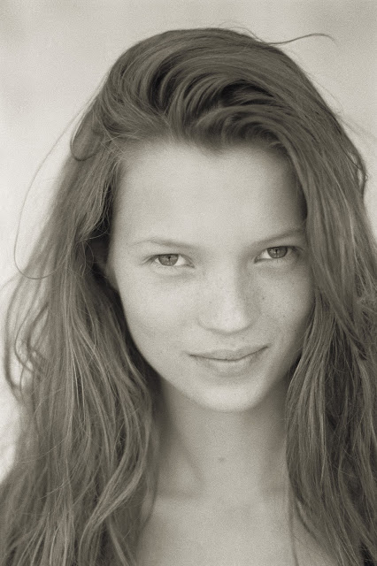 Първата фотосесия на 14-годишната Кейт Мос