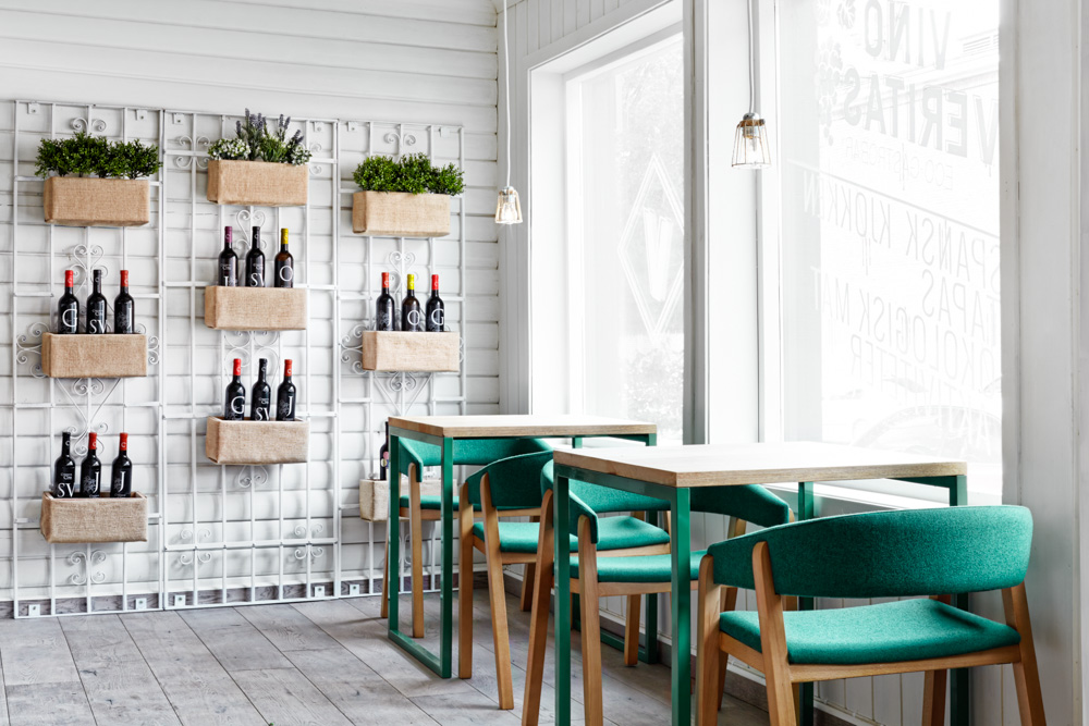 Стилен и уютен вино бар в Осло