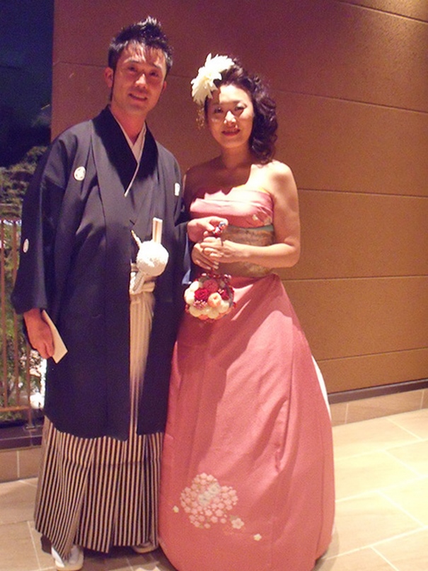 Традиционното японско кимоно, превърнато в булчинска рокля