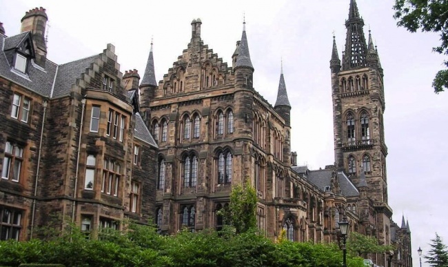 Архитектурни шедьоври: 15 от най-красивите университети в света