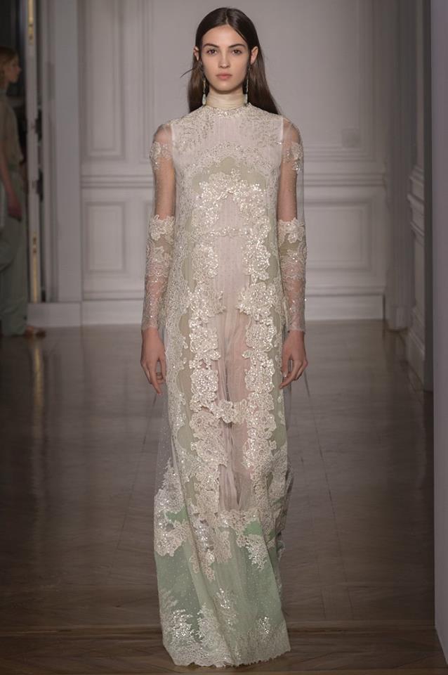 Висша мода от Valentino за пролет-лято 2017 г.