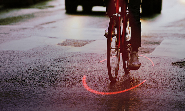 "Умно" устройство се грижи за безопасността на велосипедистите