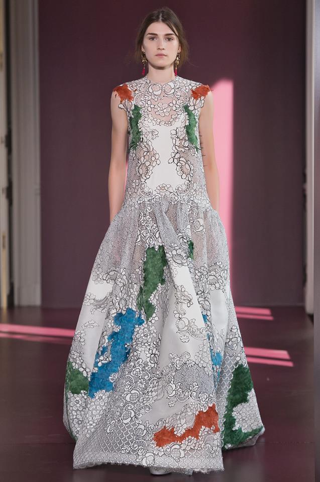 Висша мода от Valentino за есен-зима 2017/2018 г.