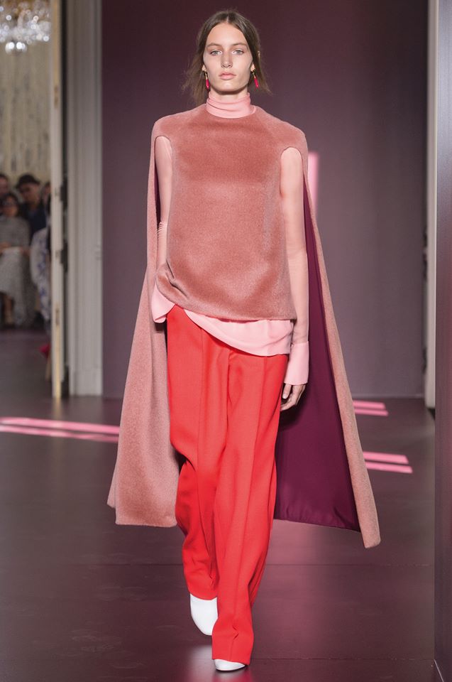 Висша мода от Valentino за есен-зима 2017/2018 г.