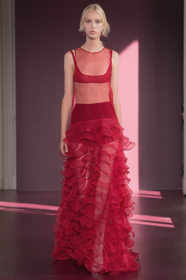 Висша мода от Valentino за есен-зима 2017/2018 г.