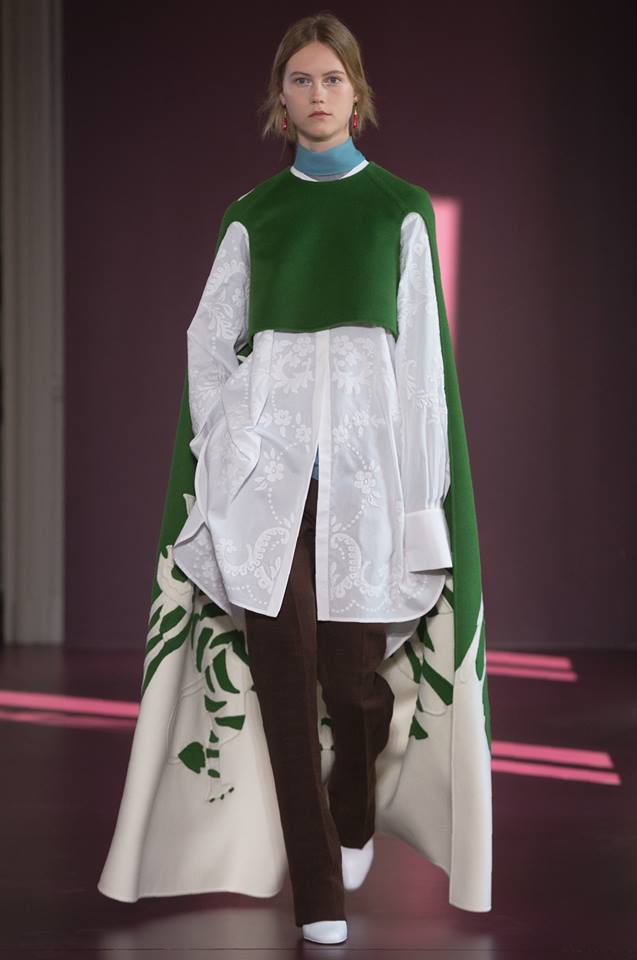 Висша мода от Valentino за есен-зима 2017/2018 г.