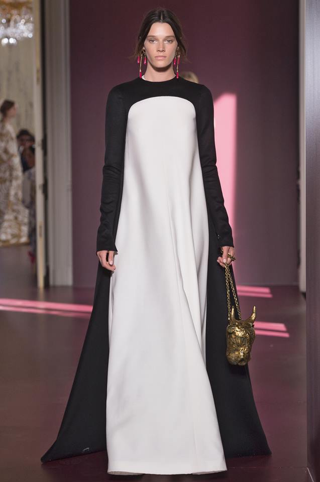 Висша мода от Valentino за есен-зима 2017/2018 г.