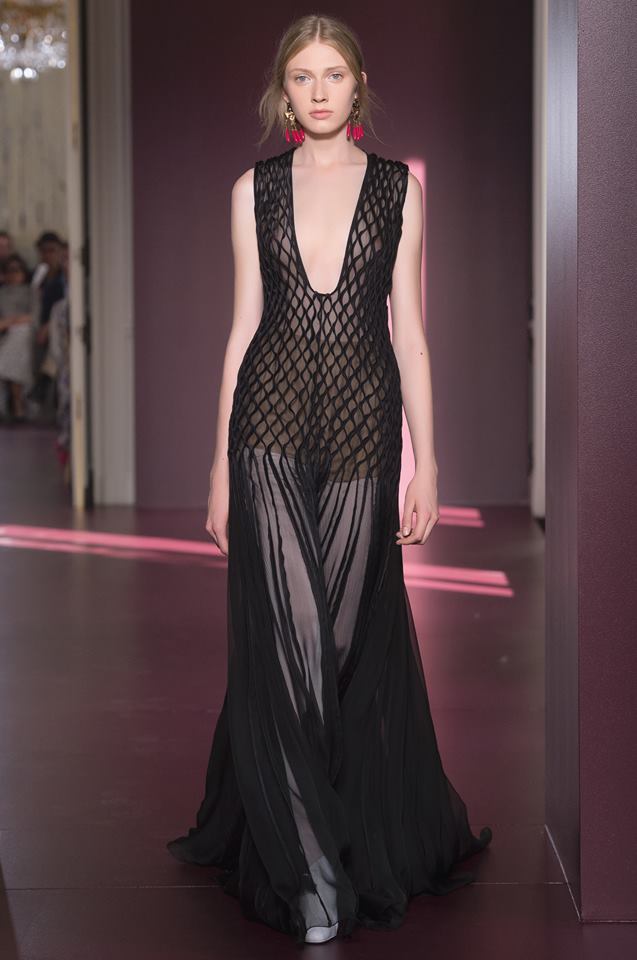 Висша мода от Valentino за есен-зима 2017/2018 г.