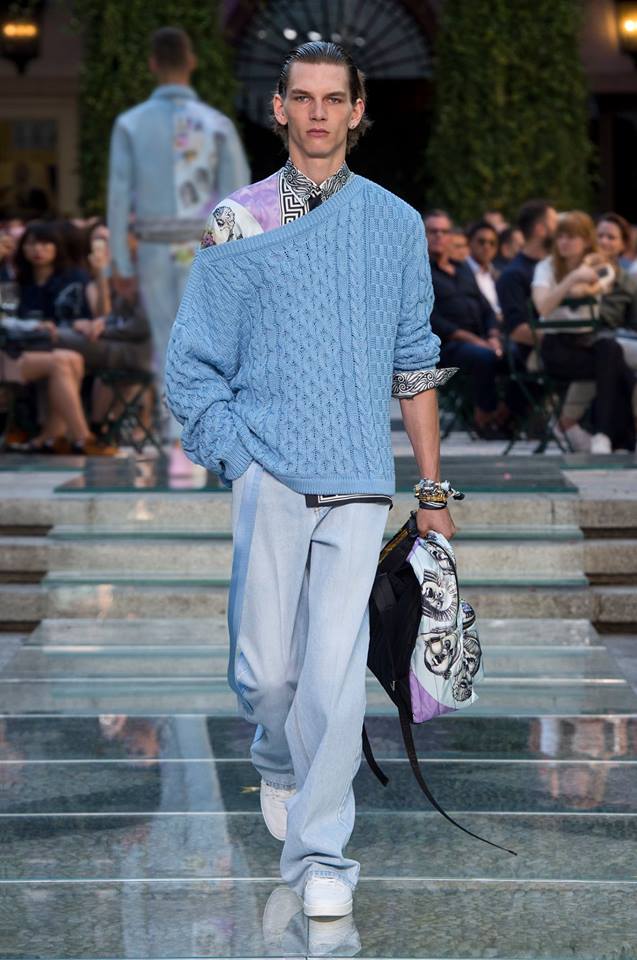 Мъжката колекция на Versace за пролет-лято 2018 г.