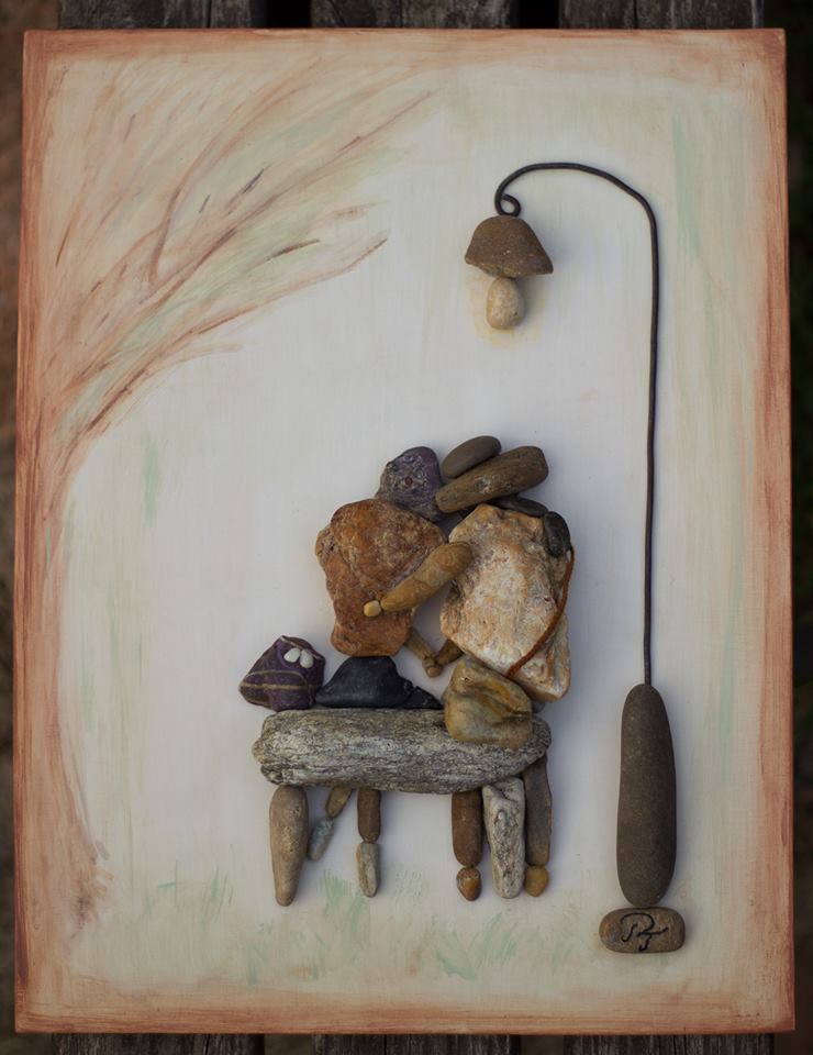 Картини от камъни, дърво и много въображение